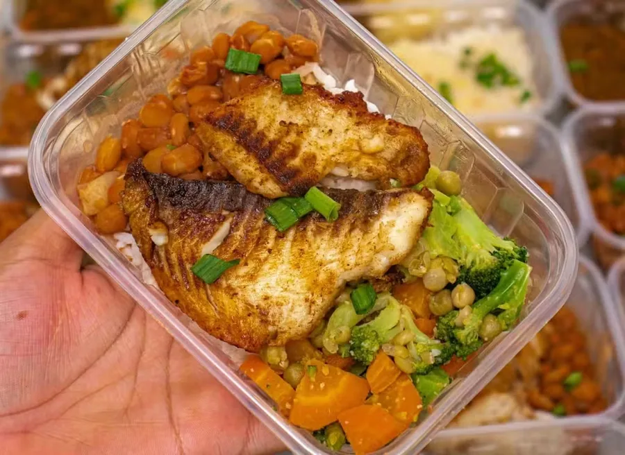 Marmitas fit organizadas para a semana